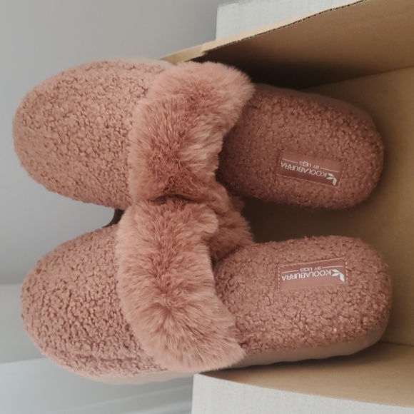 KOOLABURRA BY UGG SLIPPERS - Picture 1 of 8